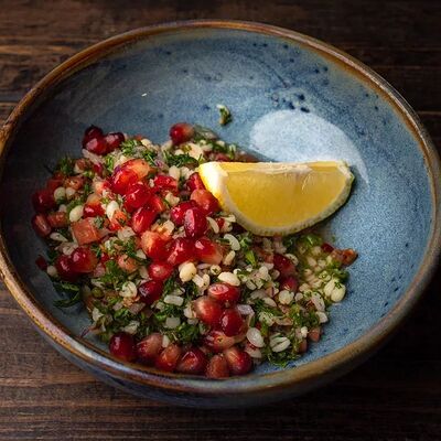 Салат Табуле в LuckyDze по цене 580 ₽