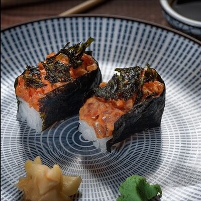 Гункан Тунец в Эбби Noodles & Sushi Bar по цене 460 ₽