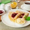 Блинчики Креп Сюзет с ванильным соусом и вишневым вареньем в У Палыча. С пылу, с жару! по цене 180