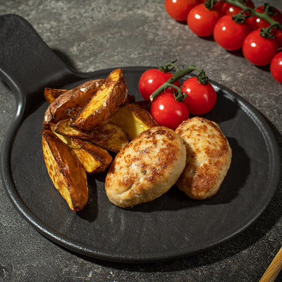 Куриные котлеты с картофелем по-деревенски в In Tasty по цене 460 ₽