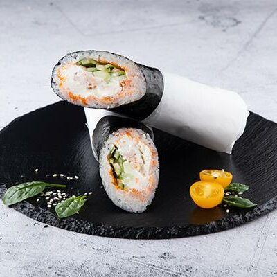 Суширитто с креветкой в Суши Мастер по цене 339 ₽