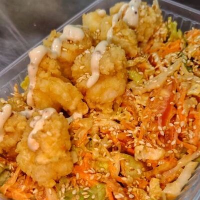 Салат с креветкой в Шаверма-бар Рыба мОя по цене 480 ₽