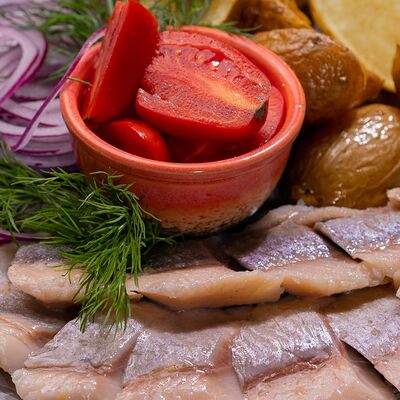 Сельдь с картофелем в VIP караоке-клуб Ля Мажор по цене 690 ₽