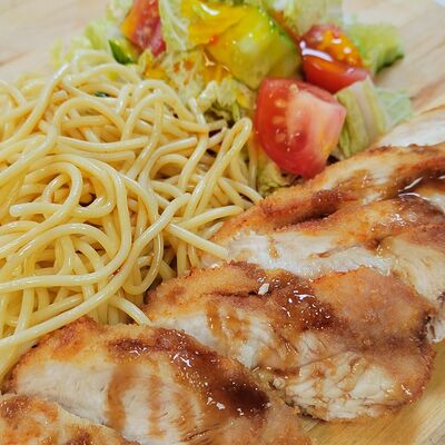 Азиакии со спагетти в Вкусно как дома по цене 799 ₽