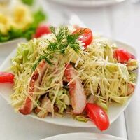 Салат Цезарь с курой в Неолит