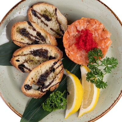 Тартар с лососем в Пекин по цене 979 ₽