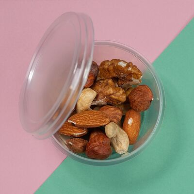 Орехи в Август по цене 95 ₽