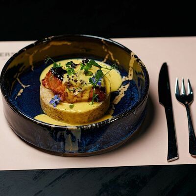 Лосось с киноа в Oysters по цене 1050 ₽