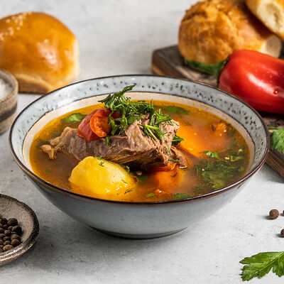 Шурпа из говядины 500 гр в Has Kebab Halal Food по цене 530 ₽