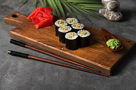 Ролл с огурцом в SushiKent по цене 180 ₽