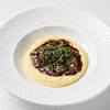 Печень говяжья с картофельным пюре и карамелизированным луком в Grace Bistro по цене 1650