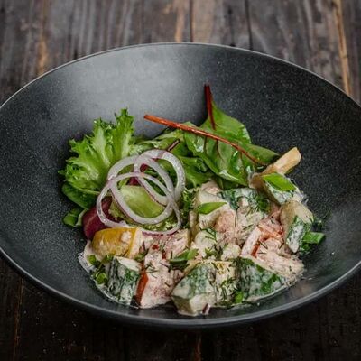 Овощной салат со сметаной в Люблин по цене 195 ₽