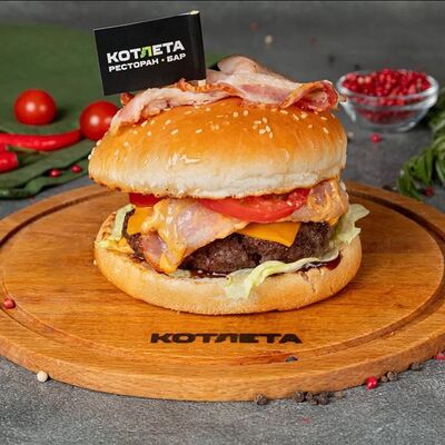 Бургер Уйат 77 в Котлета по цене 750 ₽