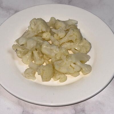 Цветная капуста отварная в Сказка lounge по цене 150 ₽