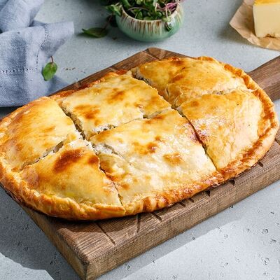 Пирог с тунцом в Мангал&Грузия по цене 890 ₽