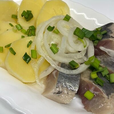 Сельдь по-русски в КафеПельмешкин дворик по цене 235 ₽