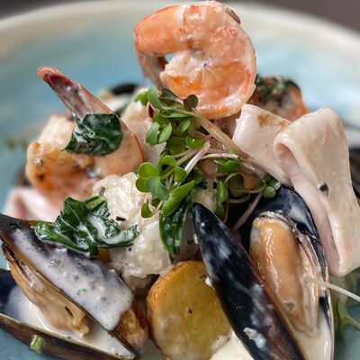 Большое соте из морепродуктовв Pellegrino по цене 1395 ₽