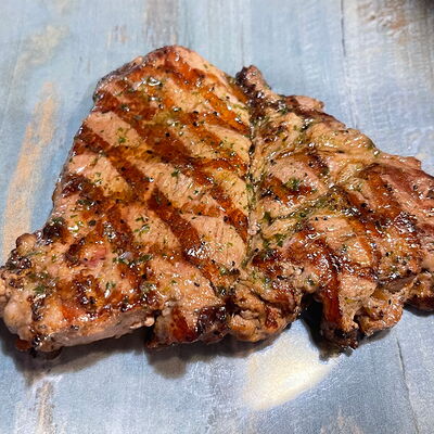 Стейк из шейки в Romero steak по цене 590 ₽