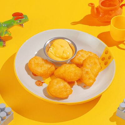 Наггетсы с сырным соусом в Чайка по цене 280 ₽