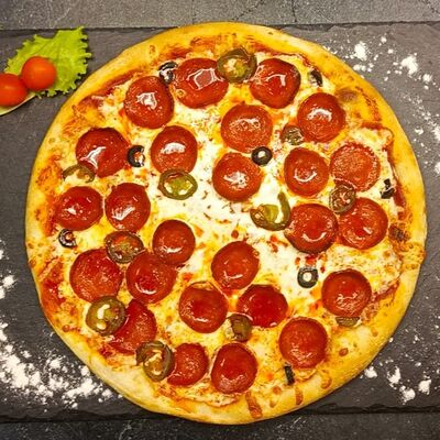 Пицца Жгучий перчик в FRESH PIZZA по цене 790 ₽