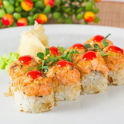 Ролл Хакуда в Луиджи & Тосё по цене 599