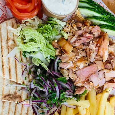 Шаурма фирменная в Meat Chef по цене 420 ₽