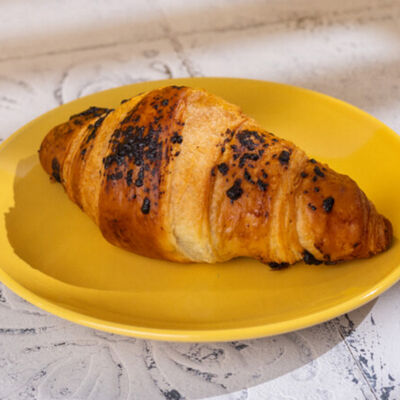 Круассан шоколадный в Пекарня Буханка по цене 219 ₽