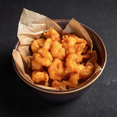 Хрустящие креветки с соусом свит чили в Мунк по цене 775 ₽