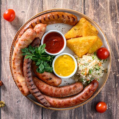 Ассорти колбасок собственного производства в BierBurg по цене 1999 ₽