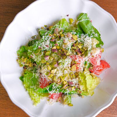 Авокадо, романо, фисташка в Red Cup iMall по цене 610 ₽