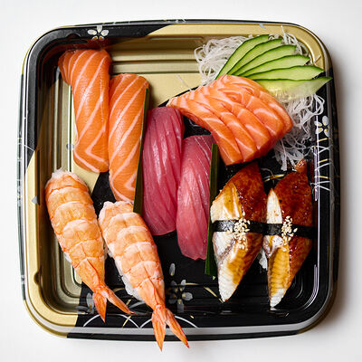 Суши и сашими Сет в Under the sea по цене 3470 ₽