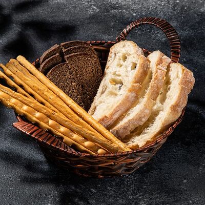 Булочка домашняя в Броско Premium Grill по цене 200 ₽