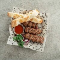 Люля-кебаб из баранины в Georgiani Пекарня и Мангал