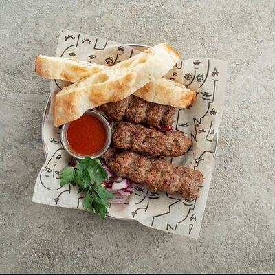 Люля-кебаб из баранины в Georgiani Пекарня и Мангал по цене 750 ₽