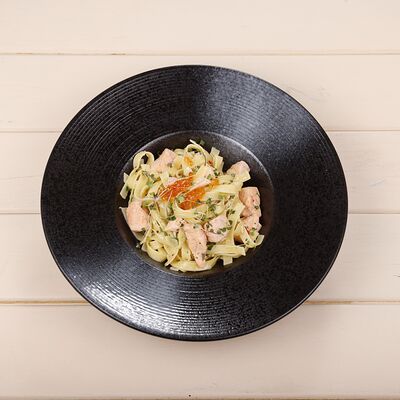 Паста с лососем и красной икрой в Double Coffee по цене 5750 ₸