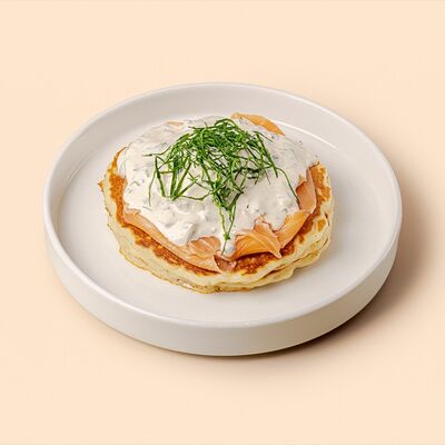 *Панкейки с лососем и тар-таром в Jam burgers and breakfast по цене 800 ₽