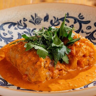 Голубцы в печи со сметаной в Russo Italiano по цене 850 ₽