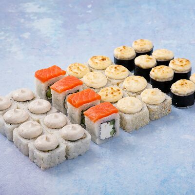 Выбор очевиден в Rocky Rolls - японская кухня по цене 1049 ₽