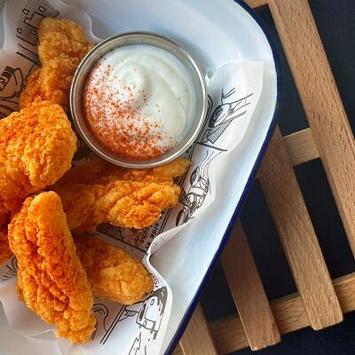 Чикен-попкорн в Бекки бар по цене 440 ₽