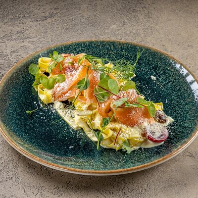 Паста Фетучине с лососем в Тестория по цене 1250 ₽