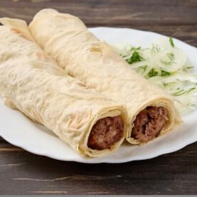 Люля в лаваше со свининойв Шашлычный остров по цене 390 ₽