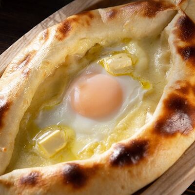 Хачапури по-аджарски в Старый Ереван по цене 650 ₽