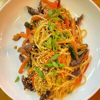 Вок с говядиной в Милано