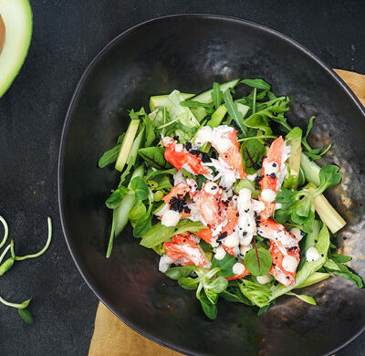 Салат с камчатским крабом в Mojo по цене 730