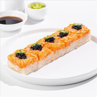 Суши-кейк с лососем в SeabasSushi по цене 1390 ₽