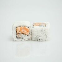 Урамак копченый лосось спайси в Roro