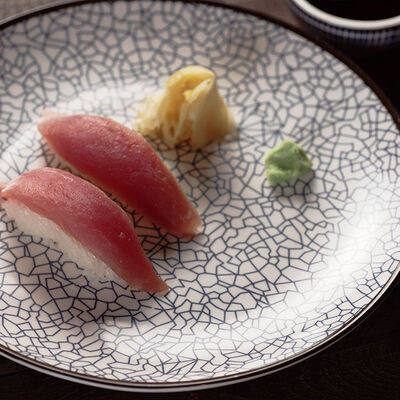 Суши тунец в Эбби Noodles & Sushi Bar по цене 180