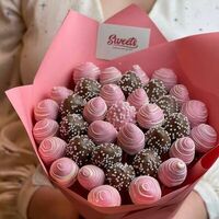 Букет клубники в шоколаде Shine M в Sweets