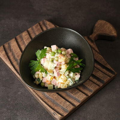 Салат Оливье 120 г Д в Gp на фарше по цене 165 ₽