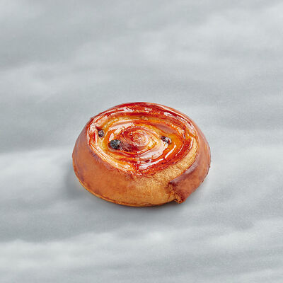 Рулет с ромом и изюмом в Буше по цене 165 ₽